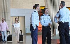 llustrative photo of security personnel at Ben Gurion Airport. (Meir Partush/Flash90)
