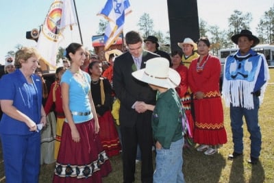 Coushatta tribesmen meet with an Israeli delegation. (Photo credit: Courtesy) Coushatta tribesmen meet with an Israeli delegation. (Photo credit: Courtesy)