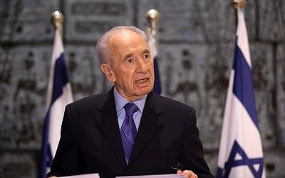 Second thoughts? Shimon Peres (photo credit: Kobi Gideon/Flash90)
