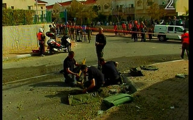 A rocket that fell in Beersheba (Screen capture Channel 2)