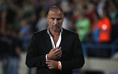 Former Israeli football player Itzik Zohar during the State Cup football match in Ramat Gan Stadium on May 25, 2011. (Photo credit: Kobi Gideon / Flash90)