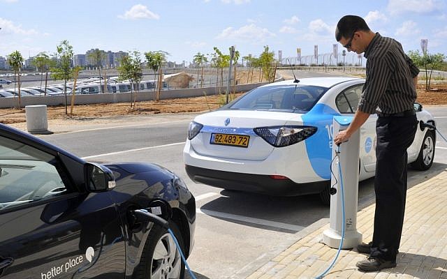 A Better Place recharging station in Tel Aviv  i in 2012. (photo credit: Serge Attal/Flash90)