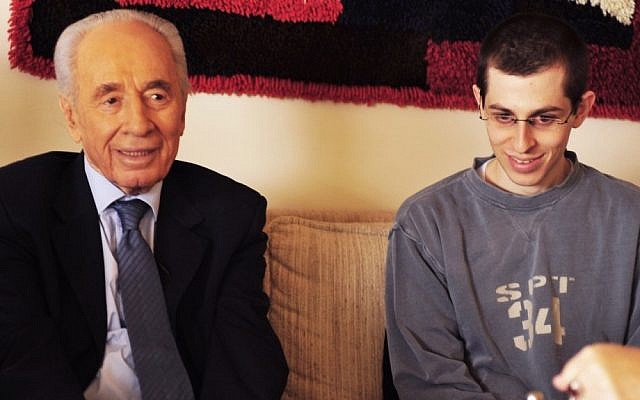 Shimon Peres and Gilad Shalit (photo credit: Ziv Binyonski/Flash90) Shimon Peres and Gilad Shalit (photo credit: Ziv Binyonski/Flash90)