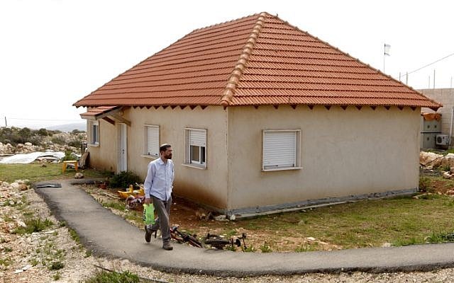 West Bank outpost of Migron. (Uri Lenz/Flash90)