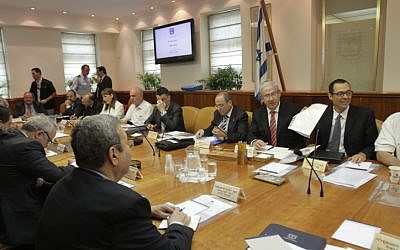 Prime Minister Benjamin Netanyahu speaks at the weekly cabinet meeting on Sunday (photo credit: Alex Kolomoisky/Flash90)