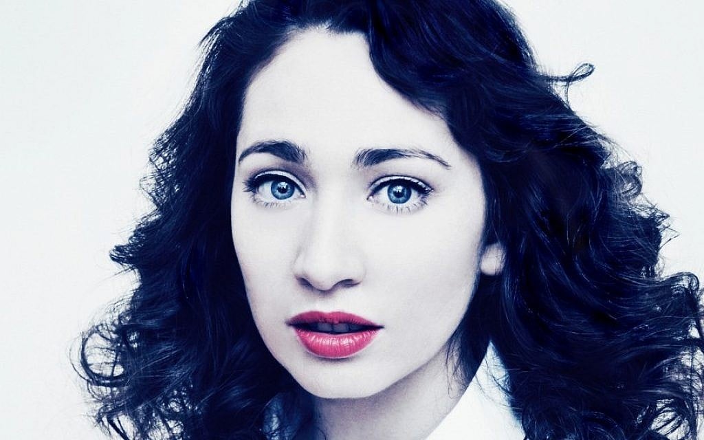 Singer/songwriter Regina Spektor has stayed closer to her Jewish roots even as she's achieved mainstream success. (Shervin Lainez/JTA) Singer/songwriter Regina Spektor has stayed closer to her Jewish roots even as she's achieved mainstream success. (Shervin Lainez/JTA)