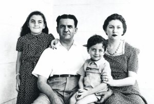 The Bigio family in Egypt. (Photo credit: Public domain) The Bigio family in Egypt. (Photo credit: Public domain)