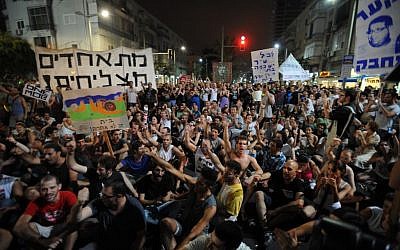 Thousands of social protesters demonstrate in Tel Aviv in the summer of 2011. (Gili Yaari/Flash90)