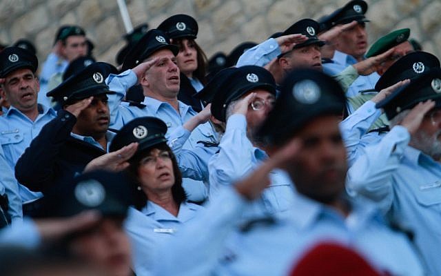 Israel Police ceremony held in April (photo credit: Uri Lenz/Flash90)