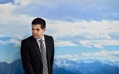 Better Place founder, Israeli-American entrepreneur Shai Agassi (photo credit: AP/Sebastian Scheiner)