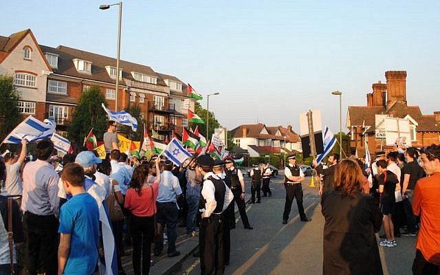 In London, a face-off between pro-Israeli and pro-Palestinian demonstrators, May 2013. (photo credit: courtesy of British Israel Coalition) In London, a face-off between pro-Israeli and pro-Palestinian demonstrators, May 2013. (photo credit: courtesy of British Israel Coalition)