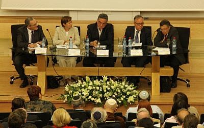 The panel from left to right: Eytan Gilboa, Miri Eisin, Yaakov Ahimeir, Yehuda Lancry and Meir Litvak (photo credit: Hans Engelman)