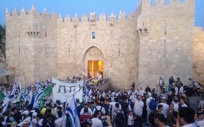 Dancing through Damascus Gate on Sunday (Photo credit: Mitch Ginsburg)