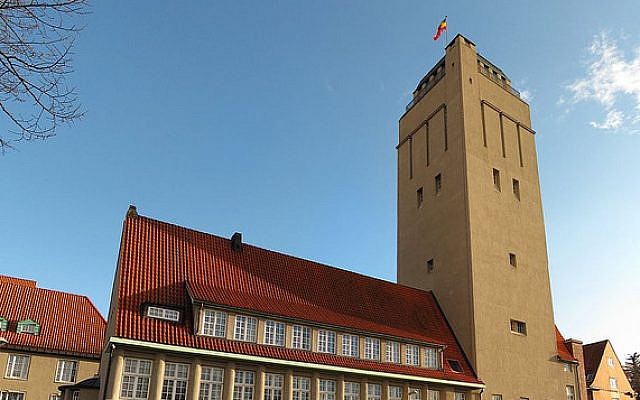 The Delmenhorst water tower. (photo credit: CC-BY-SA fbaett, Flickr)