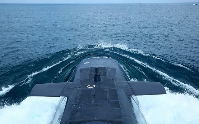 An Israel Navy Dolphin-class submarine in the sea off the coast of Haifa, 2009 (Moshe Shai/Flash90)