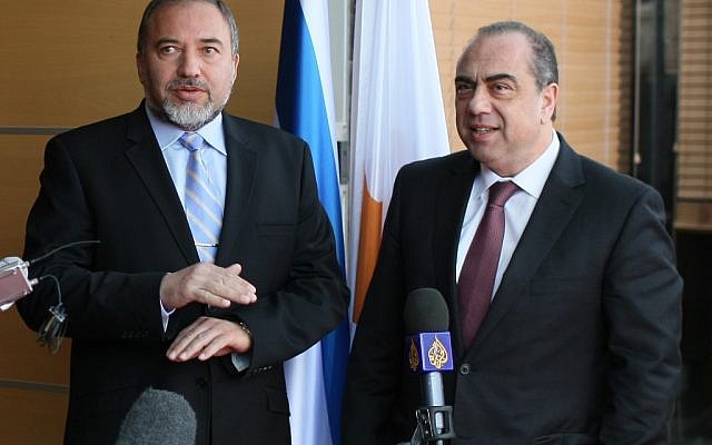 Foreign Minister Avigdor Liberman meets with Cypriot Foreign Minister Markos Kyprianou in Jerusalem in February. (photo credit: Kobi Gideon/Flash90)