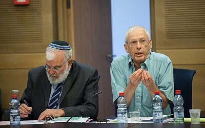 .Benny Begin and Yaakov Amidror making their case in Knesset today (Photo credit: Noam Moskowitz/ Flash 90)