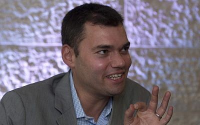 US author Peter Beinart in Jerusalem on June 21, 2012. Beinart considers himself a supporter of Israel. (photo credit: AP Photo/Sebastian Scheiner)