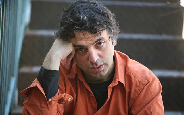 Israeli writer Etgar Keret is boycotting a Tel Aviv cultural event in protest over police violence. (photo credit: Yossi Zamir/Flash90)
