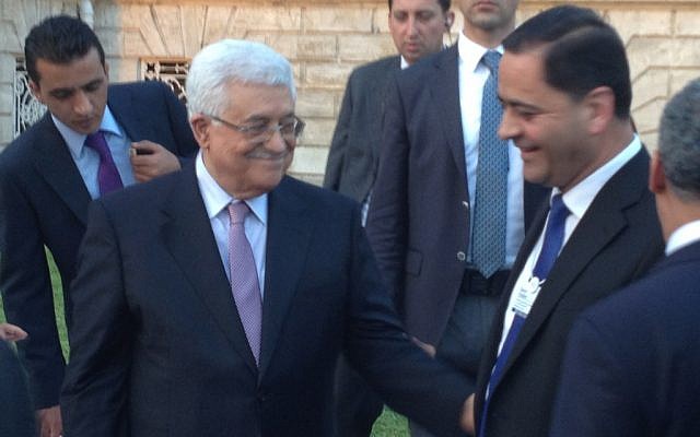 Mahmoud Abbas with a WEF participant at the Dolmabahce Palace in Istanbul. (photo credit: Raphael Ahren / Times of Israel staff) Mahmoud Abbas with a WEF participant at the Dolmabahce Palace in Istanbul. (photo credit: Raphael Ahren / Times of Israel staff)