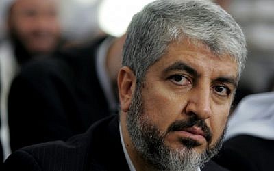 Hamas leader Khaled Mashaal attends his father's funeral at a Mosque in Amman, Jordan, August 29, 2009.  (AP/Nader Daoud)
