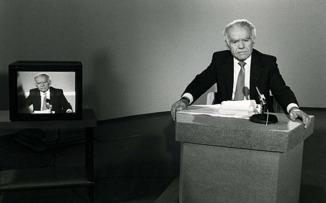 Former Prime Minister Yitzhak Shamir makes a TV appearance in 1986 (photo credit: Moshe Shai/Flash90) Former Prime Minister Yitzhak Shamir makes a TV appearance in 1986 (photo credit: Moshe Shai/Flash90)