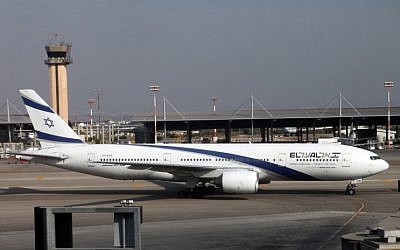 An El Al plane taxis into Ben Gurion International Airport (photo credit: Yossi Zamir/Flash90)