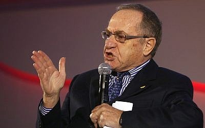 Alan Dershowitz hosts ILTV's 'One on One' program (photo credit: Gidon Markowicz/Flash90)