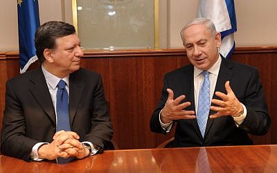 Prime Minister Benyamin Netanyahu and EU head Jose Manuel Barroso on Monday in Jerusalem (photo credit: Moshe Milner/GPO/Flash90)