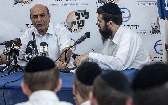Shaul Mofaz speaking to ultra-Orthodox students in Jerusalem last week. (photo credit: Uri Lenz/Flash90) Shaul Mofaz speaking to ultra-Orthodox students in Jerusalem last week. (photo credit: Uri Lenz/Flash90)