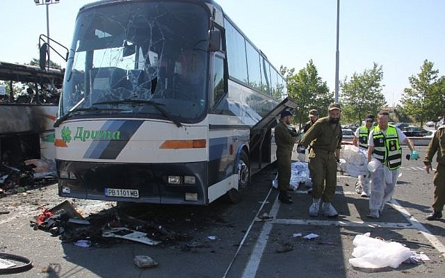 An Israeli ZAKA emergency rescue team at the site of the terrorist attack in Burgas, Bulgaria, on July 19, 2012 (photo credit: Dano Monkotovic/Flash90) An Israeli ZAKA emergency rescue team at the site of the terrorist attack in Burgas, Bulgaria, on July 19, 2012 (photo credit: Dano Monkotovic/Flash90)