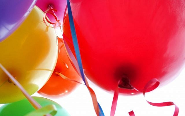 Colorful balloons (photo credit: CC-BY-2.0, by D. Sharon Pruitt, Wikimedia Commons)