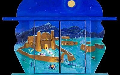 A Nicho by Anita Rodriguez with the doors closed, showing a Christmas scene. (photo credit: Anita Rodriguez/JTA) A Nicho by Anita Rodriguez with the doors closed, showing a Christmas scene. (photo credit: Anita Rodriguez/JTA)