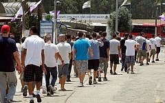 A group of new IDF recruits at Meitav Induction Base in 2010 (Roni Schutzer/Flash90)