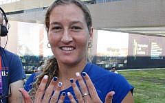 Shahar Peer shows her Olympic spirit (photo credit: courtesy of the Israeli Olympic Committee)