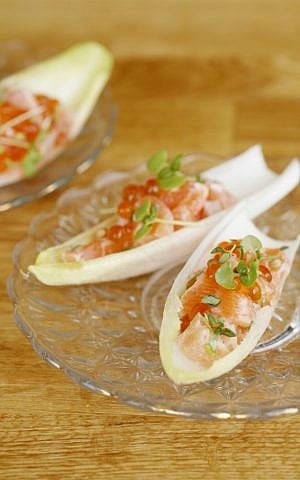 Salmon ceviche served in endive leaves (photo credit: Dania Viner)