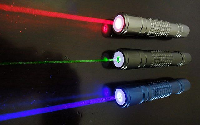 Laser pointers (illustrative photo credit: CC-BY-SA Netweb/Wikimedia)