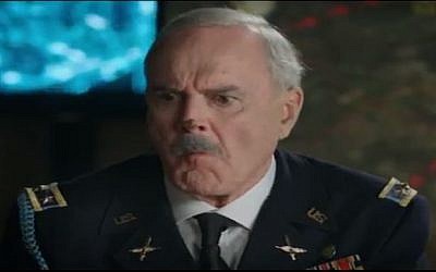 John Cleese as a Western general in a 'Sababa Egozim' commercial (photo credit: Youtube screen capture)