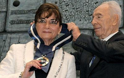 President Shimon Peres presents Judy Feld Carr the Presidential Medal of Distinction this June. Photo by Mark Neyman/GPO/Flash90) President Shimon Peres presents Judy Feld Carr the Presidential Medal of Distinction this June. Photo by Mark Neyman/GPO/Flash90)