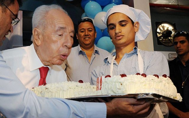 President Shimon Peres celebrates his 89th birthday in Yeruham on Thursday (photo credit: Mark Neyman/GPO/Flash90)
