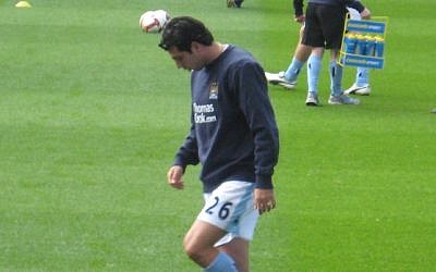 Israeli soccer player Tal Ben Haim, while with Manchester City in 2008 (photo credit: CC BY SA 3.0, by Oldelpaso, Wikimedia Commons)