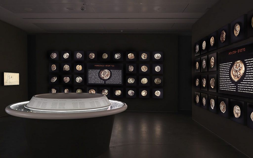 The White Gold exhibition room (Courtesy The Israel Museum, Jerusalem, by Elie Posner) The White Gold exhibition room (Courtesy The Israel Museum, Jerusalem, by Elie Posner)