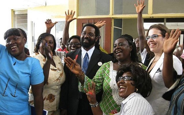 Israeli Ambassador to Ghana Sharon Bar-li (right) with Ghanaian officials in the town of Accra, in Ghana (Photo credit: MFA)