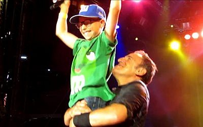 Morty Oppenheim and the Boss, Gillette Stadium, August 18 (photo credit: YouTube screenshot)