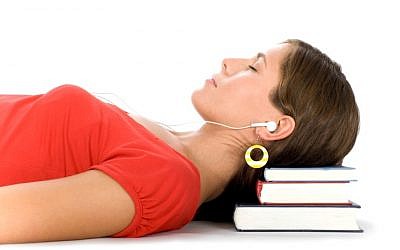 Does sleep-learning really work? (Photo credit: Weizmann Institute)