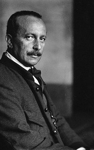 Felix Salten (photo credit: Wikimedia Commons)