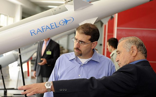 US Ambassador Dan Shapiro, in blue, visiting the Rafael arms manufacturer last year. (photo credit: CC BY-SA, US Embassy Tel Aviv, Flickr)