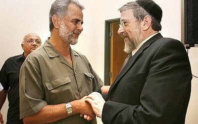 Melchior with United Arab List head MK Sheikh Ibrahim Sarsur (photo credit: Michal Fattal, Flash90)