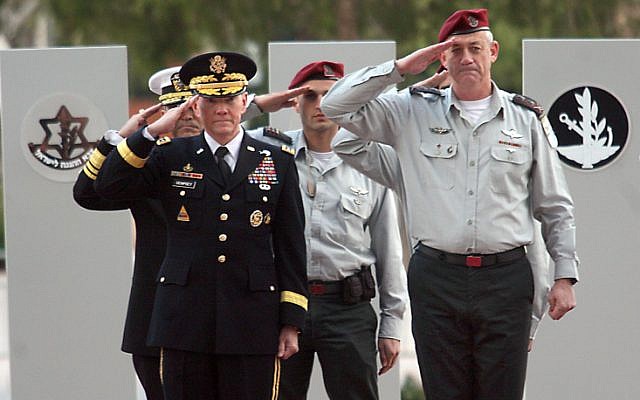 The commanders of Israel and the United States' armed forces at a base in Tel Aviv earlier this year (Photo credit: Gideon Markowicz/ Flash 90)
