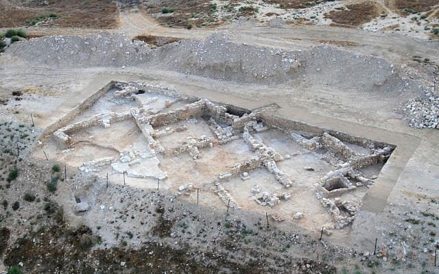 The new findings 9 miles north of Beersheba show the existence of a substantial Jewish town on the site 1,500 years ago (photo credit: Courtesy of the Israel Antiquities Authority)